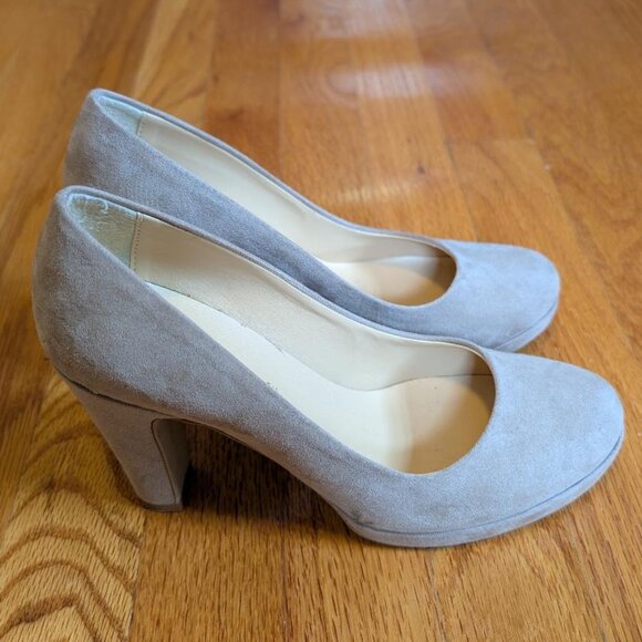 Suede heels - Picture 5 of 7